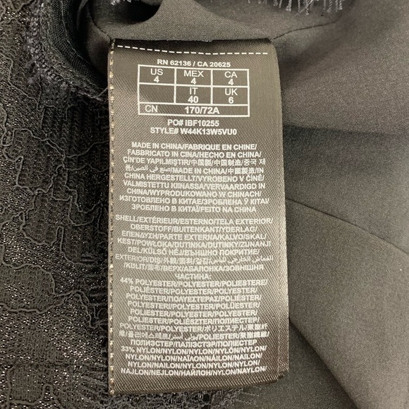 Guess Off The Shoulder Fitted Black Lace Mini Dress Size 4 - Picture 7 of 10